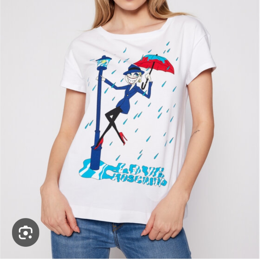 Love Moschino Yellow Tee.  Has Some Sort Of Spotting.  See Photos.